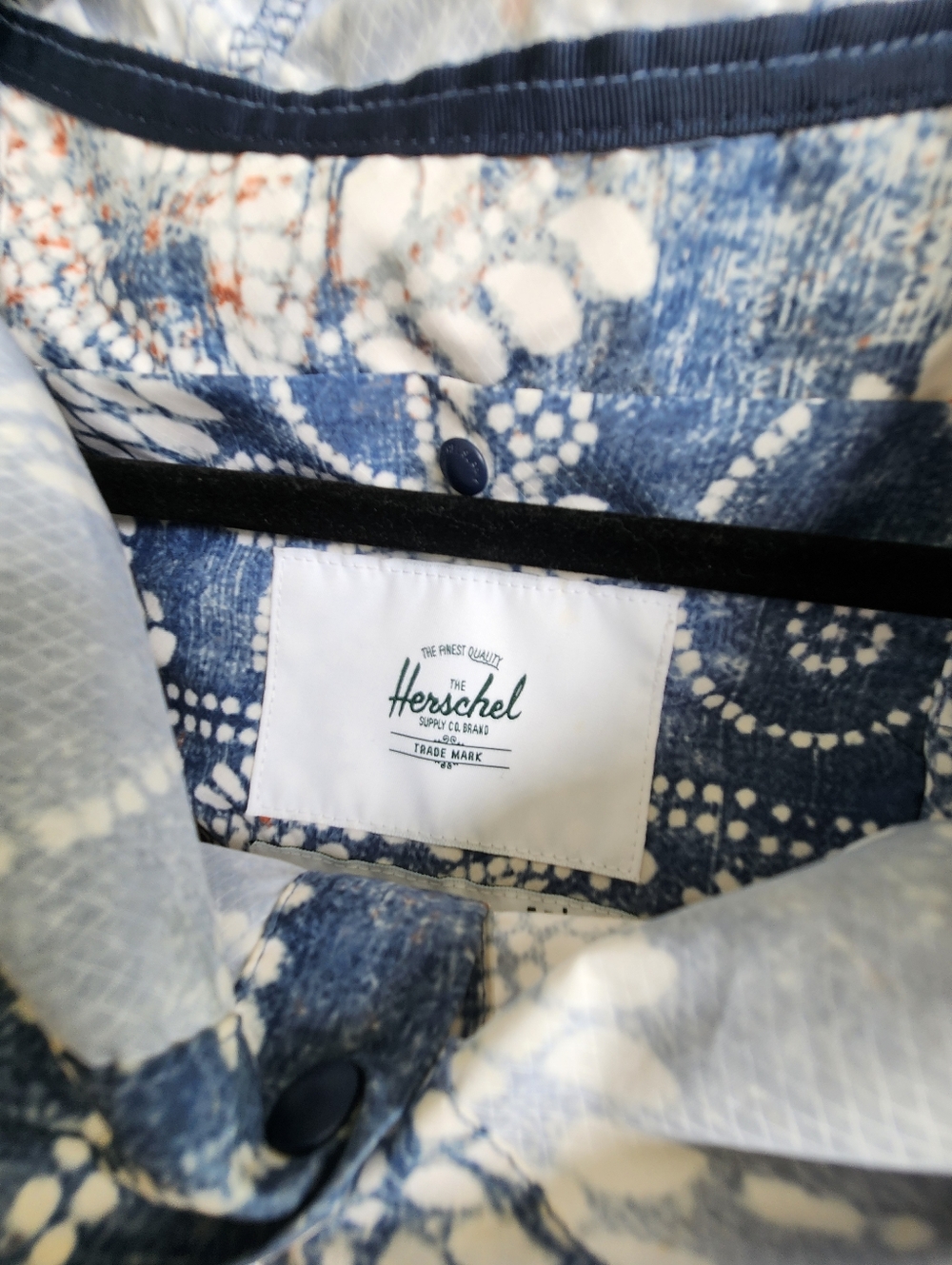 Packable Windbreaker Jacket, Herschel Supply Co., Voyage Anorak Msrp $90 B12 - Picture 3 of 4